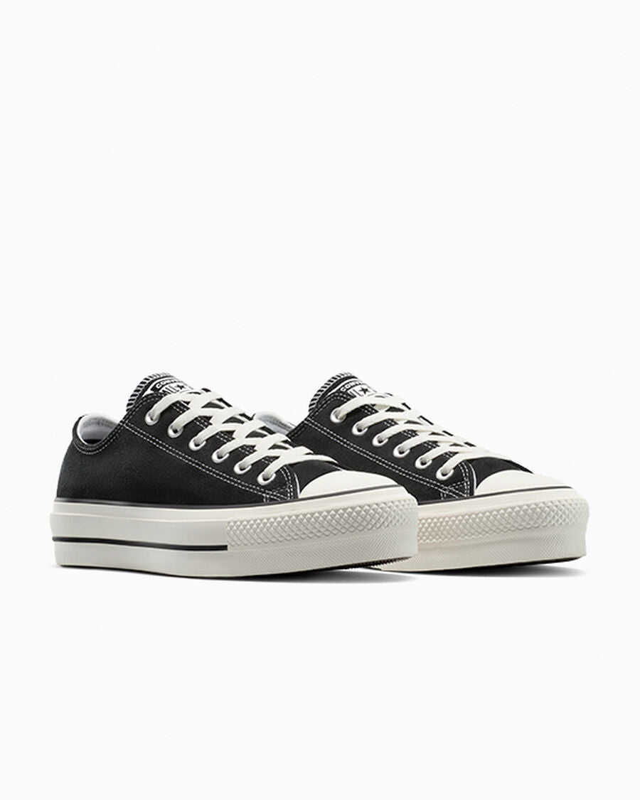 Chuck Taylor All Star Lift Platform Suede Unisex Low Top Shoe