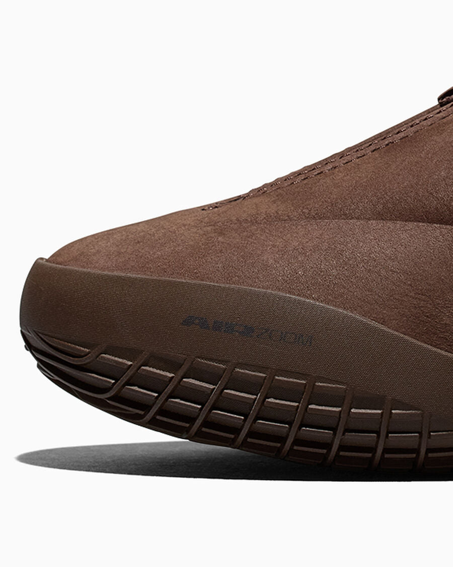 SHAI 001 Lux Basketball Low Top Shoe