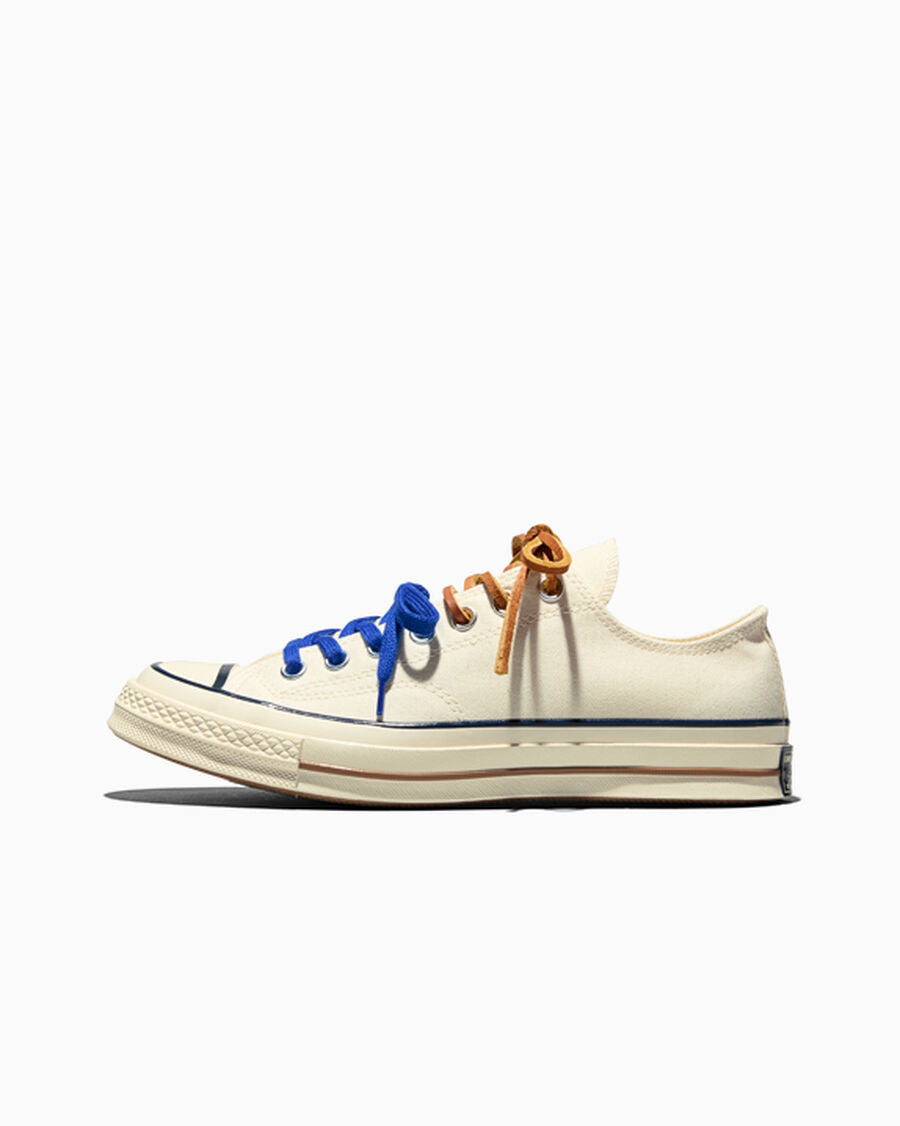 Chuck 70 Multi-Lace Unisex Low Top Shoe